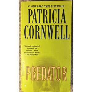 Predator (Dr Kay Scarpetta) by Patricia Cornwell--Paperback--Excellent
